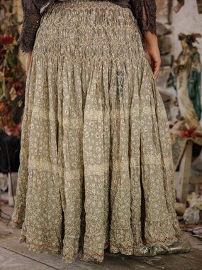 Magnolia Pearl Floral Chrystal Skirt
